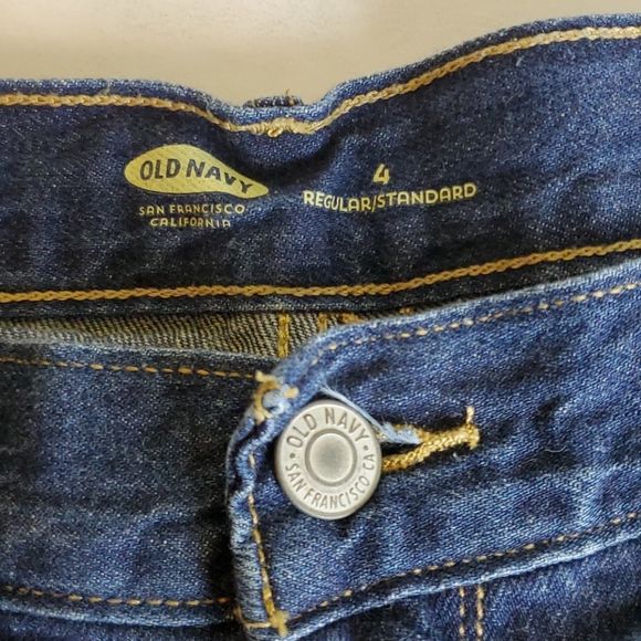 Old Navy Cut-Off Distressed Jean Shorts Size 4 - Picture 5 of 6